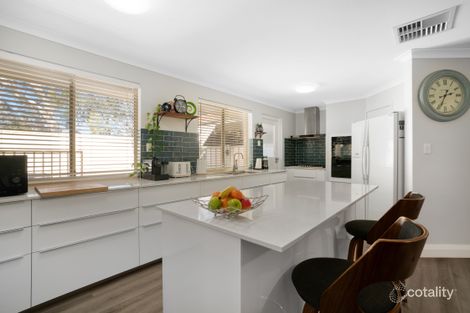 Property photo of 61 Coronata Drive Warnbro WA 6169