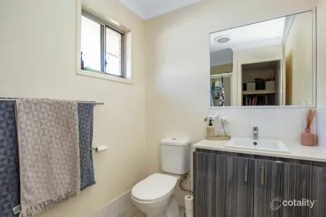 Property photo of 37 Hasemann Crescent Upper Coomera QLD 4209