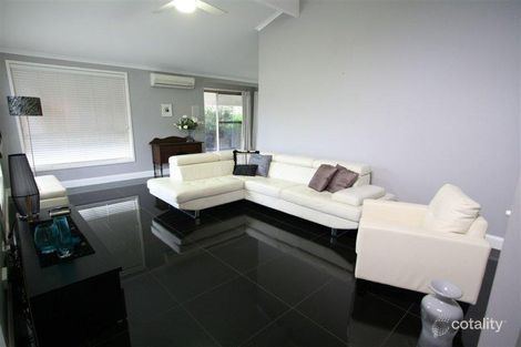 Property photo of 16 Broadview Place Robina QLD 4226