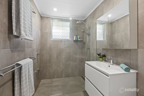 Property photo of 2/6 Wilunga Street Stratford QLD 4870