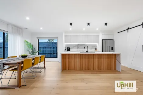 Property photo of 22 Heggart Crescent Officer South VIC 3809