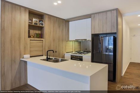 Property photo of 702/43 Wyandra Street Teneriffe QLD 4005