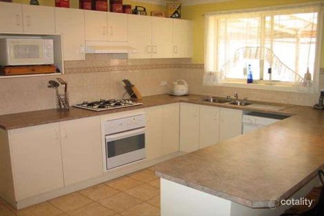 Property photo of 147 Fleetwood Drive Narre Warren VIC 3805