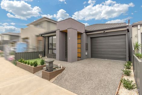 Property photo of 7 Altamont Road Craigieburn VIC 3064