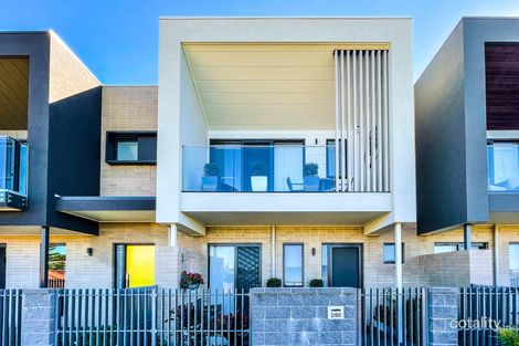 Property photo of 2/93 Harbour Boulevard Shell Cove NSW 2529