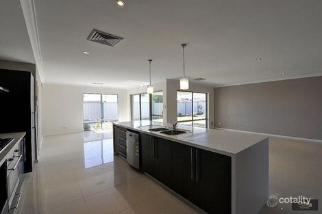 Property photo of 41 Tasman Loop Dudley Park WA 6210