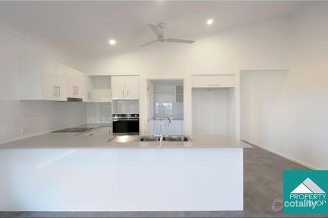 Property photo of 23 Charringa Link Smithfield QLD 4878