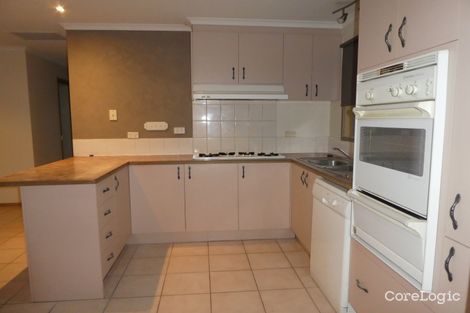 Property photo of 14 Tamworth Court Cranbourne VIC 3977