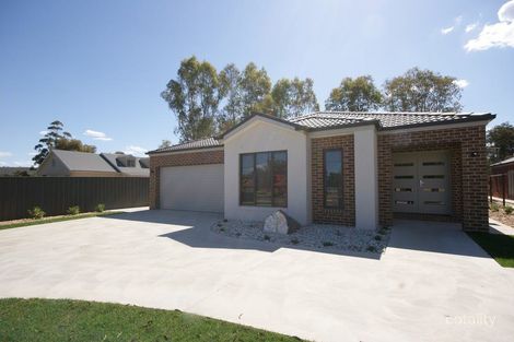 329 Diggers Rd, Lavington, NSW 2641
