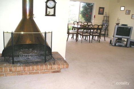 Property photo of 28 Fielding Way Templestowe VIC 3106