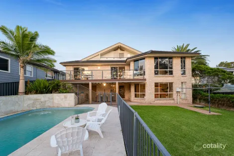Property photo of 12 Marine Parade Rocky Point NSW 2259