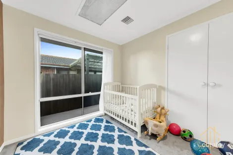 Property photo of 4B Crystal Gardens Cranbourne West VIC 3977