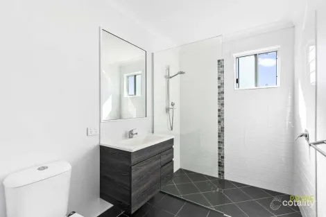 Property photo of 13/1 Links Court Urraween QLD 4655