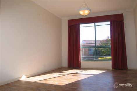 Property photo of 28 Candlebark Close Nicholls ACT 2913