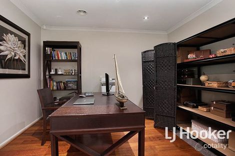 Property photo of 72 Sommersby Road Point Cook VIC 3030