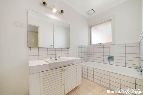 Property photo of 7 Point Cook Road Altona Meadows VIC 3028