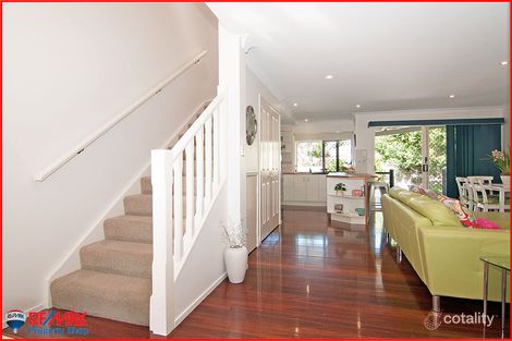 Property photo of 3/27 Fifth Avenue Sandgate QLD 4017
