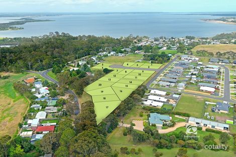 Property photo of 2 Holmes Place Eagle Point VIC 3878