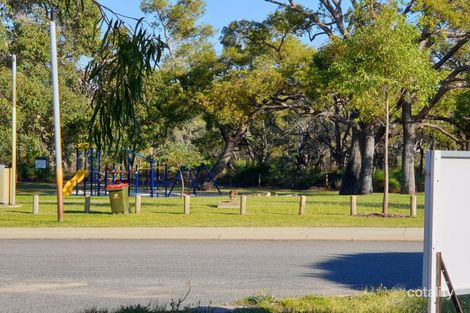 16 Derrington Cres, Balga, WA 6061