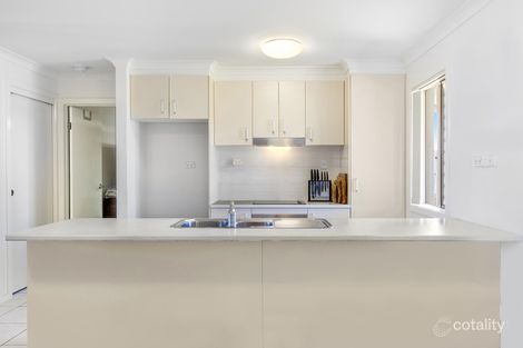 Property photo of 34 Taramoore Road Gracemere QLD 4702