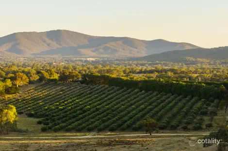 2490 Samaria Rd, Moorngag, VIC 3673