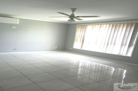 Property photo of 19 Glenella Way Minto NSW 2566