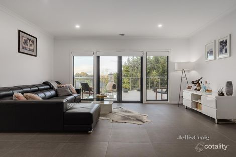 Property photo of 12 Halsbury Court St Helena VIC 3088