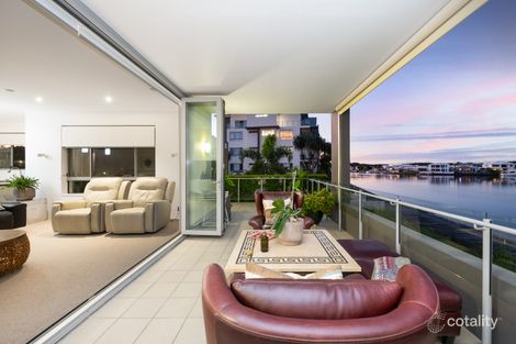 Property photo of 111/3 Pendraat Parade Hope Island QLD 4212
