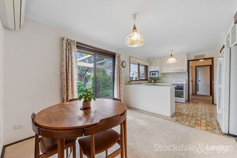Property photo of 2 Hargrave Court Cranbourne VIC 3977