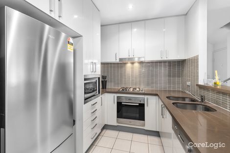 Property photo of 407/4 Como Crescent Southport QLD 4215