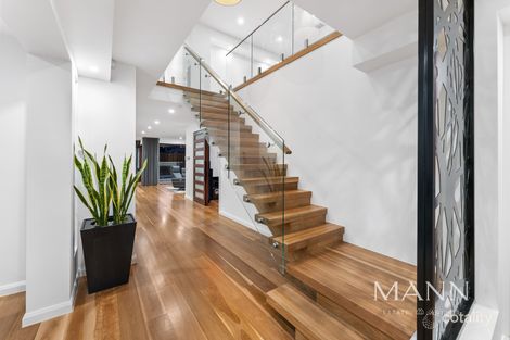 Property photo of 9 Cotchin Close Wollert VIC 3750
