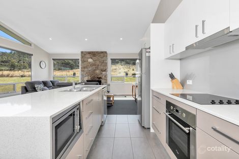 Property photo of 9 Stockwhip Way Crackenback NSW 2627