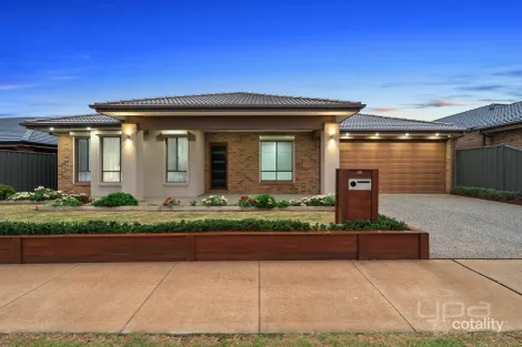 Property photo of 92 Atherstone Boulevard Strathtulloh VIC 3338