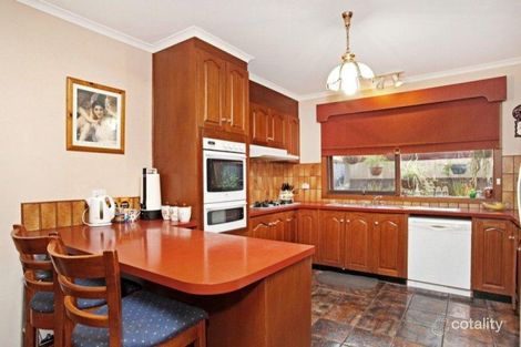 Property photo of 2 Tarwin Court Brookfield VIC 3338