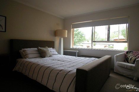 Property photo of 10/114 Blamey Crescent Campbell ACT 2612