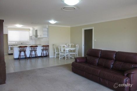 Property photo of 16 Grevillea Crescent Kootingal NSW 2352
