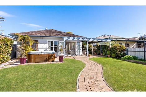 Property photo of 18 Fitzroy Road Lambton NSW 2299