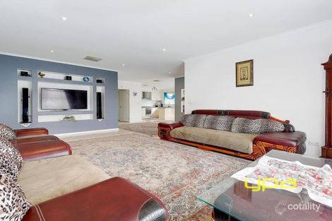 Property photo of 9 Limerick Court Roxburgh Park VIC 3064