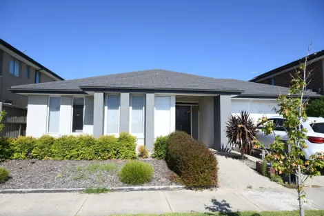 Property photo of 78 Encore Boulevard Cranbourne South VIC 3977
