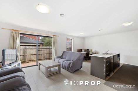 Property photo of 71 Sunnybank Drive Point Cook VIC 3030