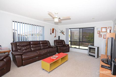 Property photo of 16 Abbey Court Kawungan QLD 4655