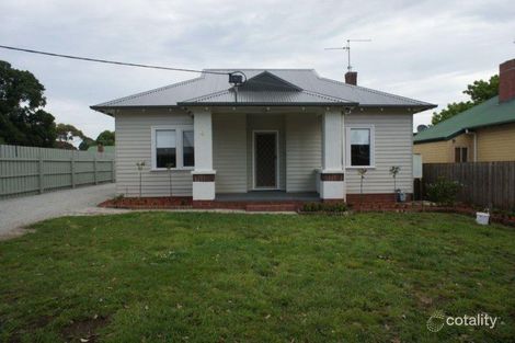 4 Lampard Rd, Drouin, VIC 3818