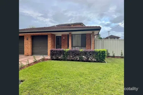 2/6 Mallawa Cres, Port Macquarie, NSW 2444
