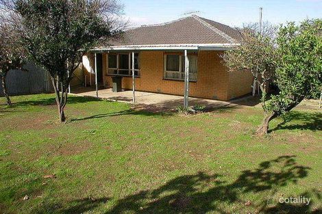 Property photo of 2 Malcolm Street Bacchus Marsh VIC 3340