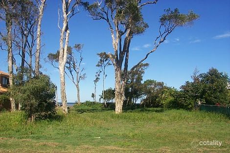 Property photo of 16 Bayside Drive Beachmere QLD 4510