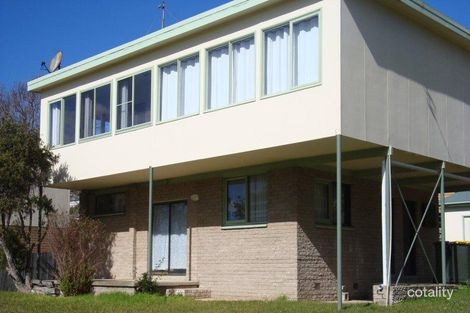 33 Yugura St, Malua Bay, NSW 2536