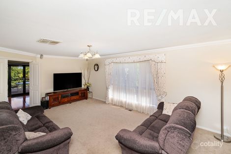 Property photo of 74 Brooklyn Drive Bourkelands NSW 2650