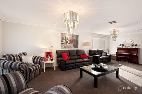 Property photo of 2 Indigo Place Lisarow NSW 2250