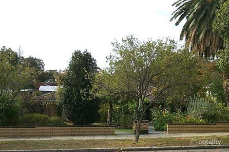 8 Freshwater Pde, Claremont, WA 6010