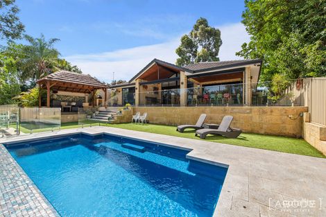 Property photo of 32 Highbury Crescent Beckenham WA 6107